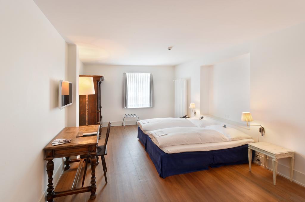 Hotel Im Schlosspark Binningen Luaran gambar